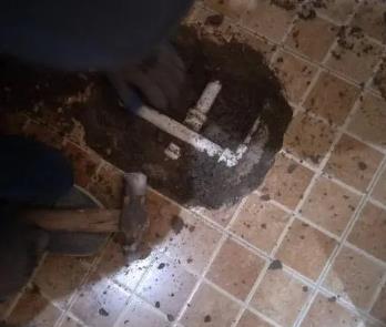 义乌卫生间漏水维修公司为您分享下卫生间渗水如何处理及注意事项